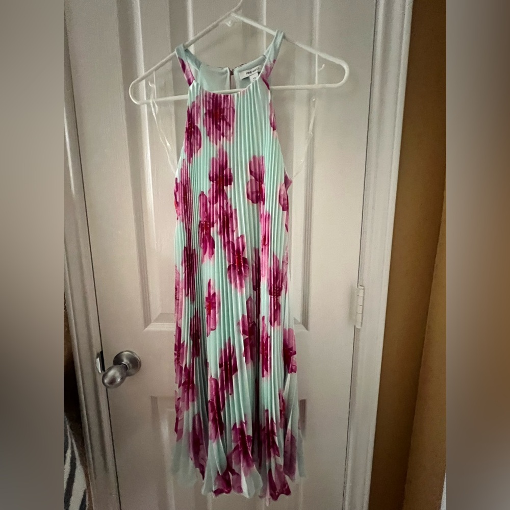 NWT Nine West Blue and Purple Floral Pleated Halter Dress, size XS
